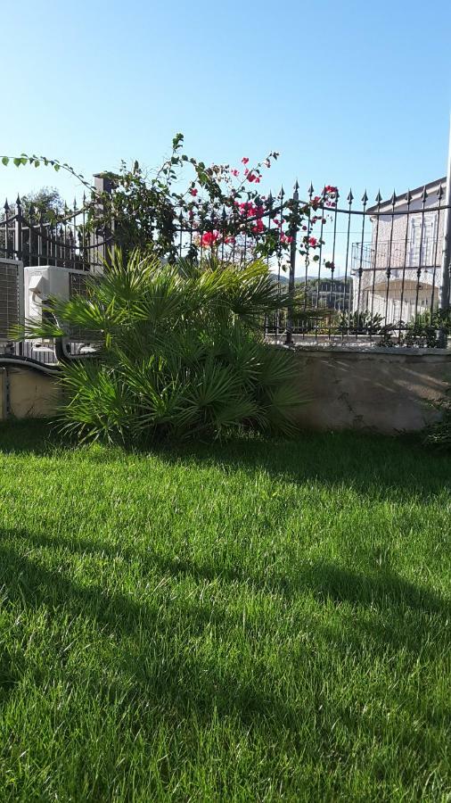 La Strelitzia Cervo Mare Apartment Ngoại thất bức ảnh